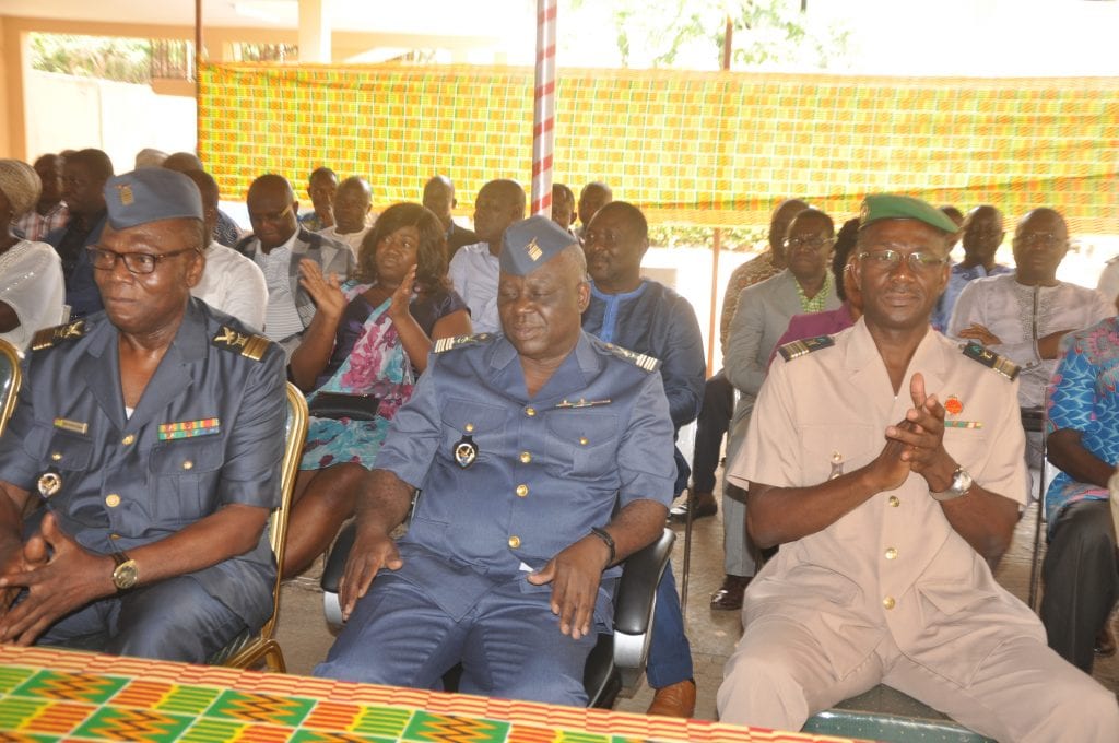 Passation-de-service-07-oct-2017-photo-de-groupe-armee-togolaise